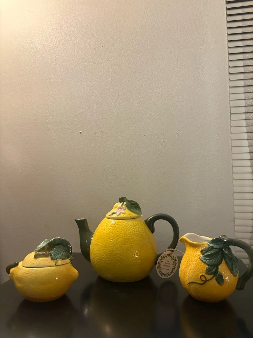 3 Piece lemon Teapot,creamer and Sugar Bowl The lemon Collection by Corner Ruby - Picture 1 of 2